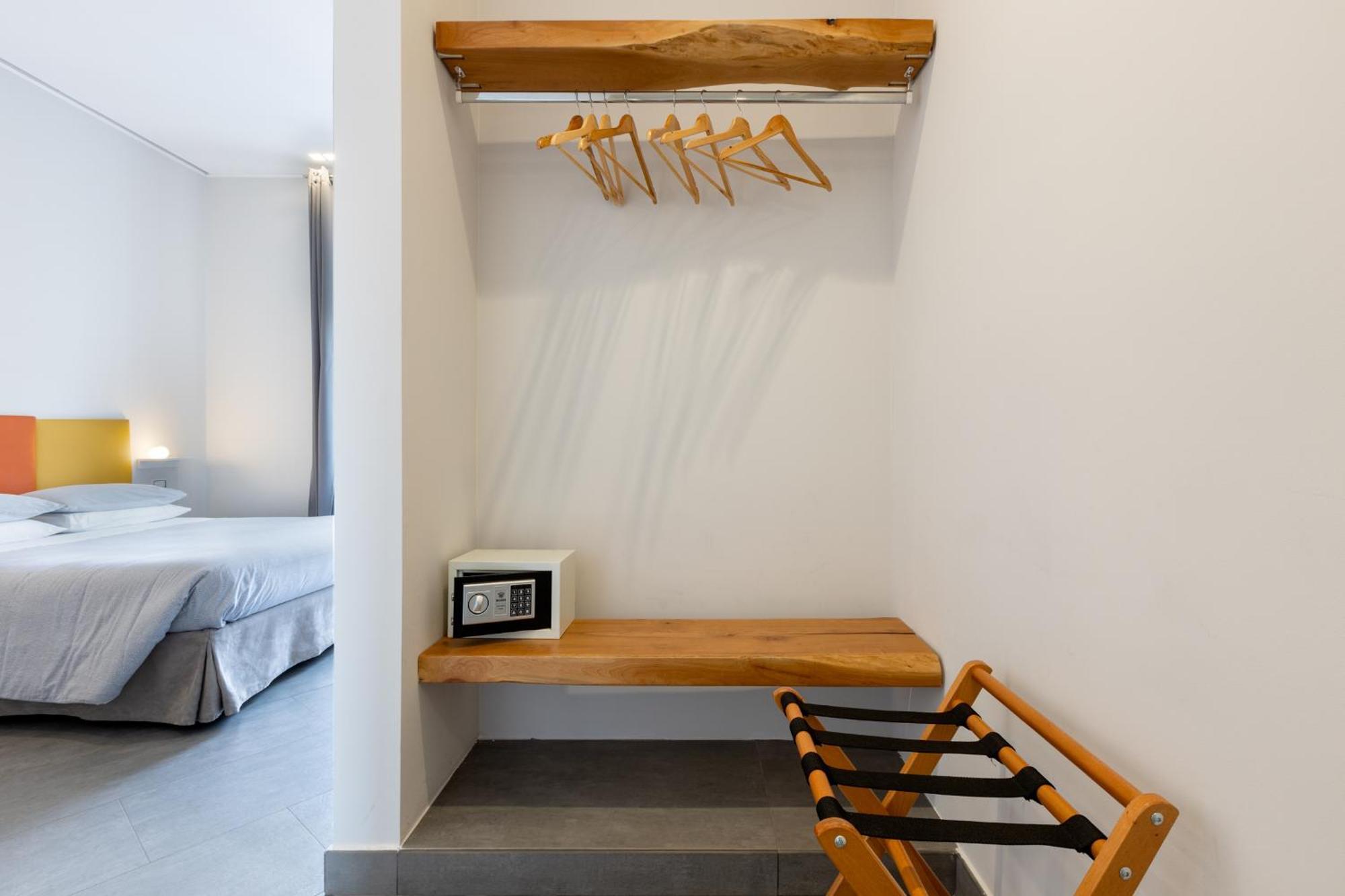 Centro Storico Via Sassari Accommodation Cagliari Bagian luar foto